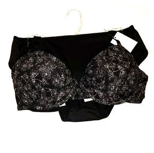 NWT Bra and panty set